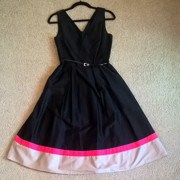 LBD Plus Color block, Fit & Flare day dress - Picture 3 of 3